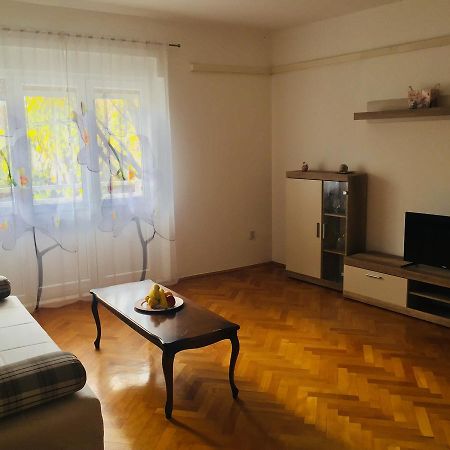 Apartment Stipe Split Bagian luar foto