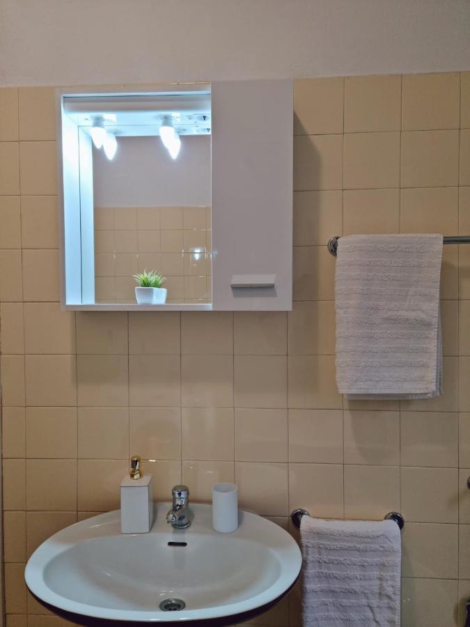 Apartment Stipe Split Bagian luar foto