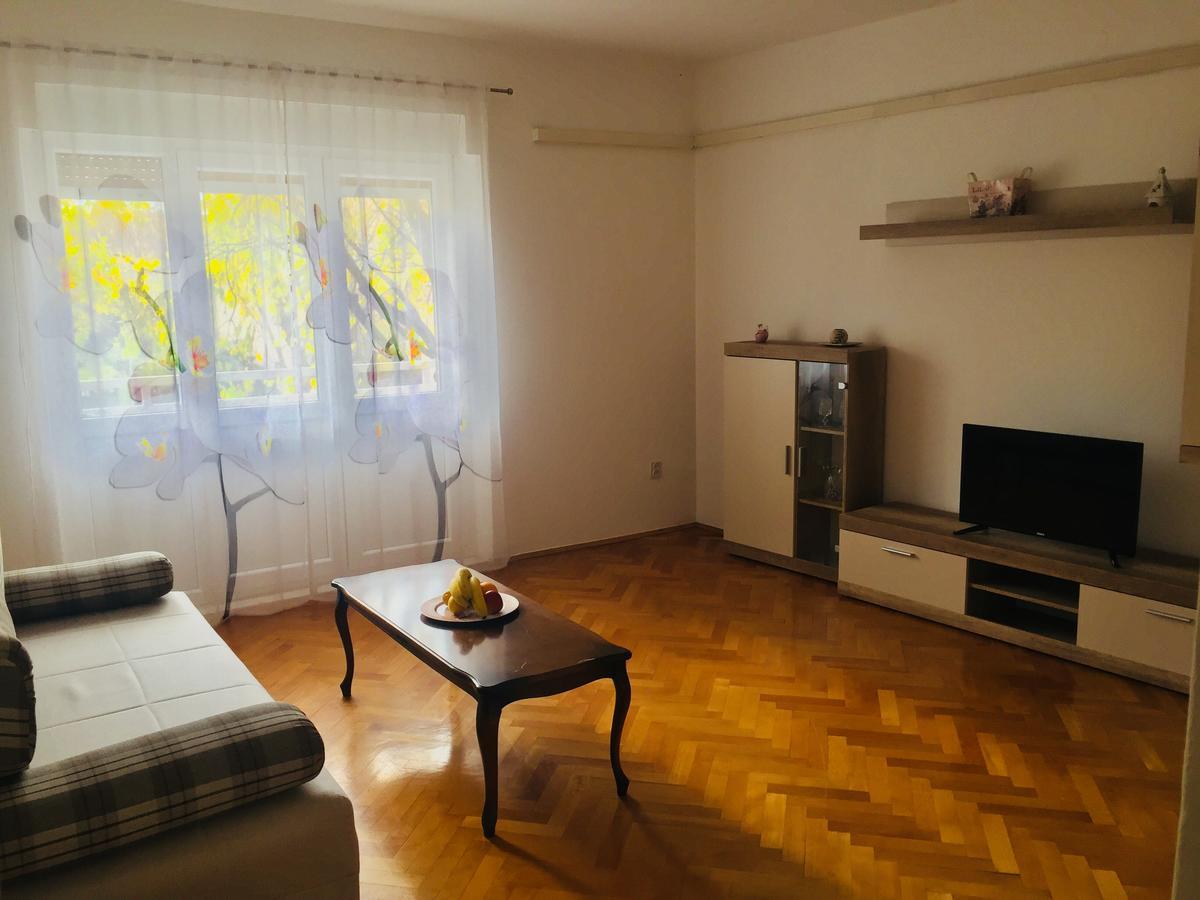 Apartment Stipe Split Bagian luar foto