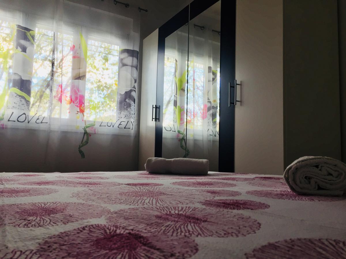 Apartment Stipe Split Bagian luar foto